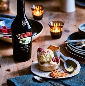 Helado con Baileys y frutos rojos