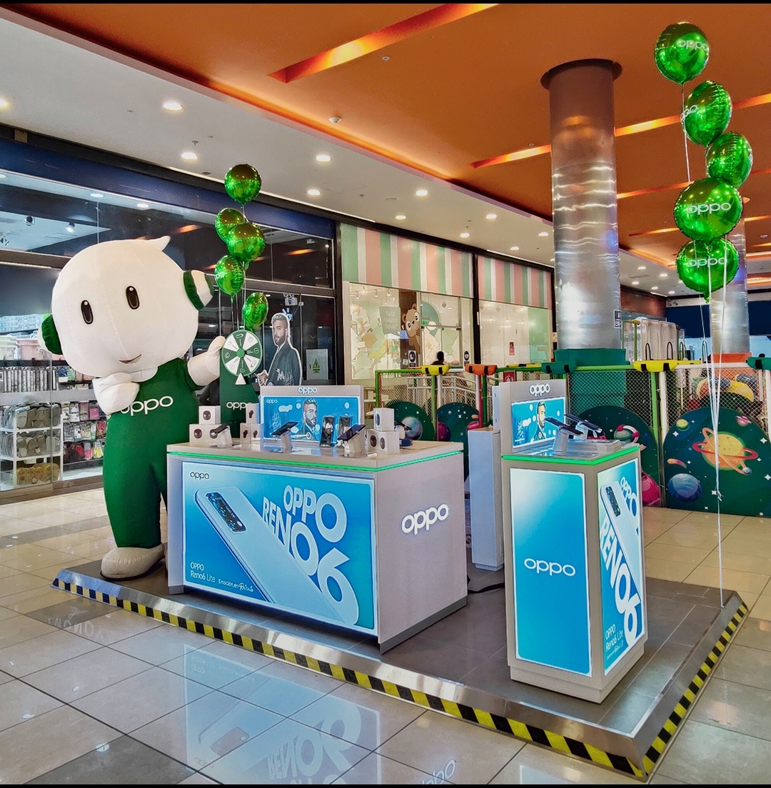 OPPO presenta su primera zona de experiencia en Lima