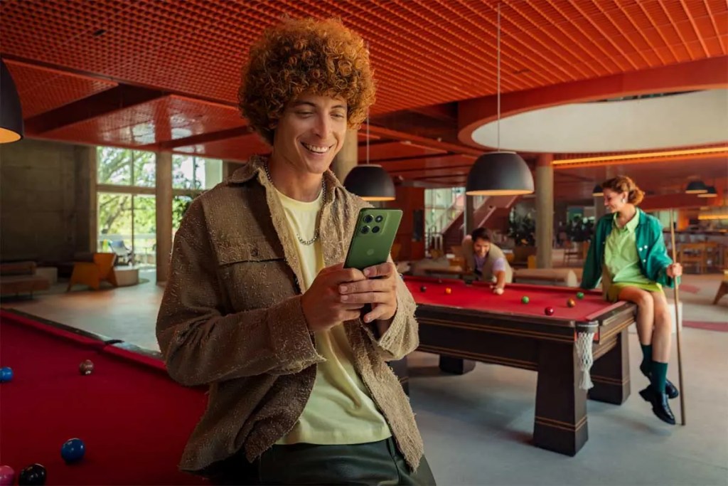 motorola presenta el moto g56