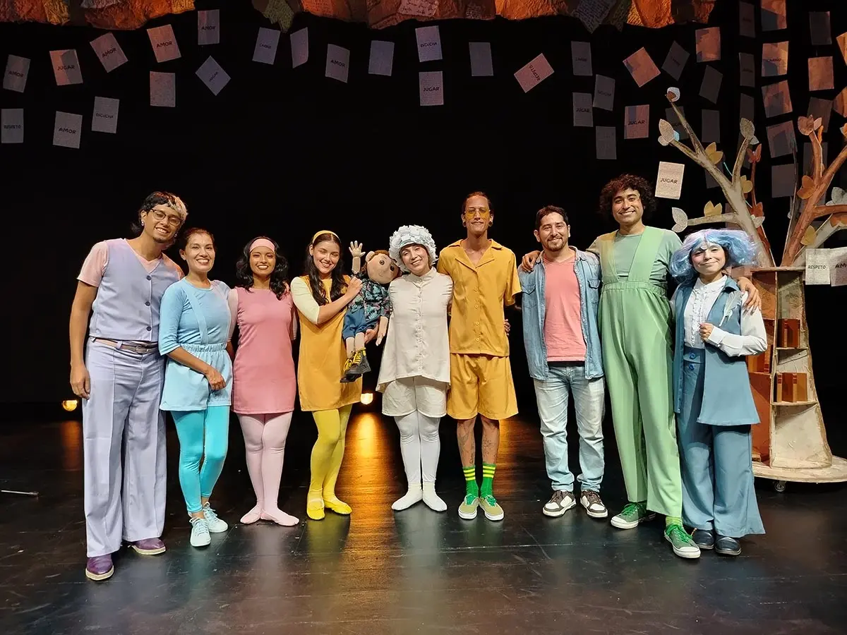 “Papelito Aventurero”: una invitación a imaginar, sentir y descubrir el propósito a través del teatro infantil