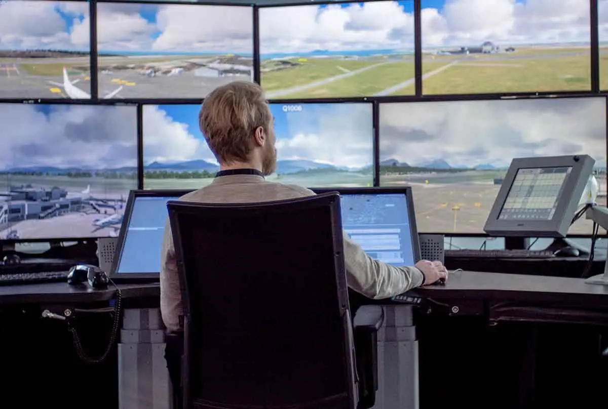 Despliegan el primer centro de torre remota para operaciones multiaeropuerto de control de tráfico aéreo