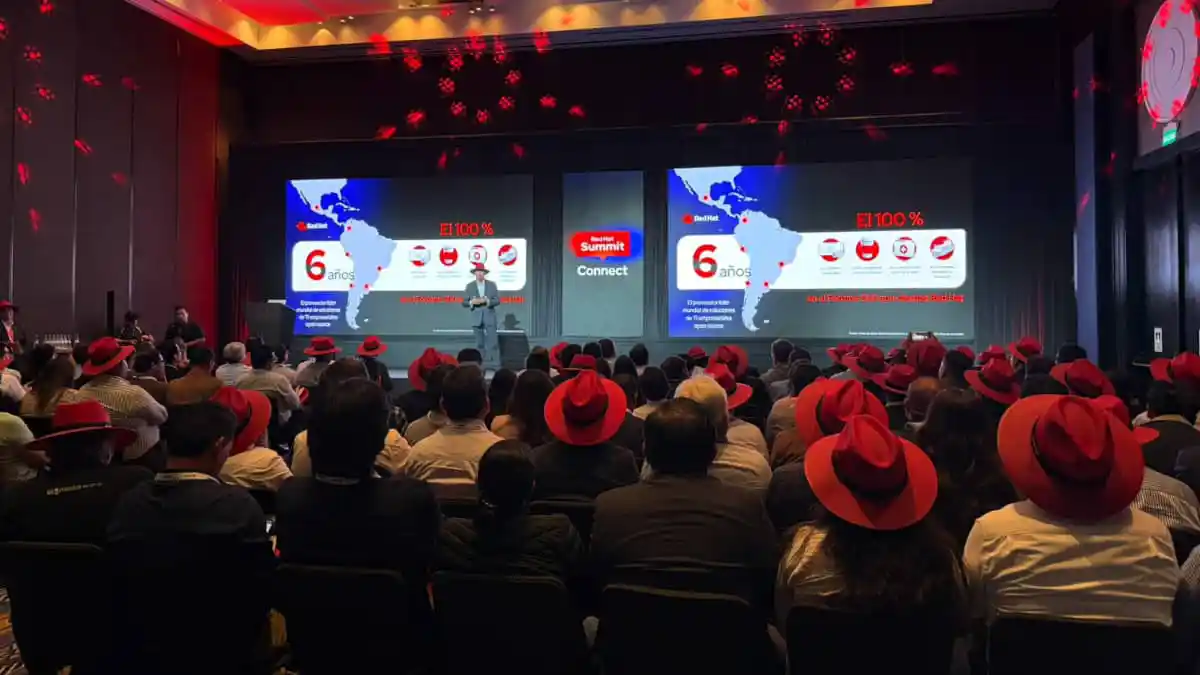 Soberanía de la IA y liderazgo de TI marcaron el Red Hat Summit Connect 2026 Lima